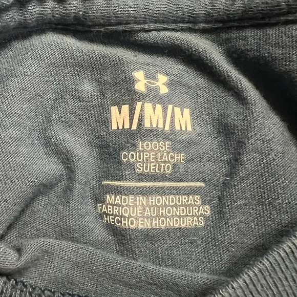 Women’s under armour loose fit blue medium t shirt - Picture 4 of 5